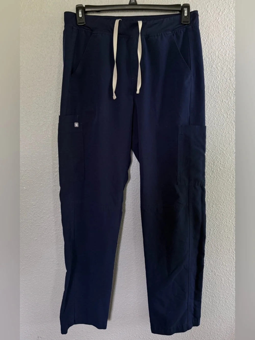 2 Pairs of Men’s Figs Axim Cargo Scrub Pants size Large in Blue